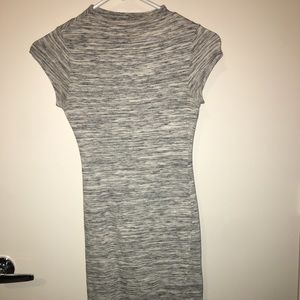 Grey/cream fitted mini